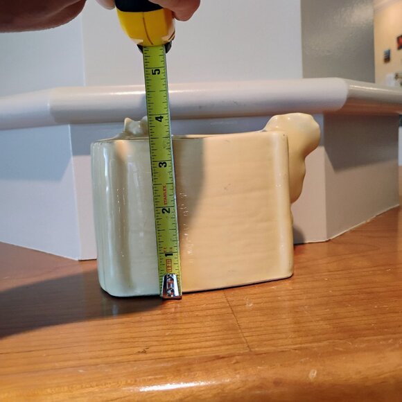 VTG Shawnee McCoy Pottery Three Little Pigs on Fence PLANTER Yellow Pencil Desk - Picture 6 of 9